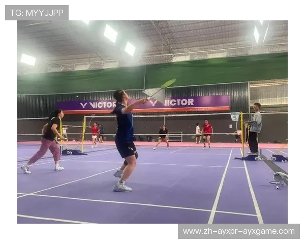 韩羽毛球教练携手年轻选手突破自我挑战 追求国际赛事新高峰